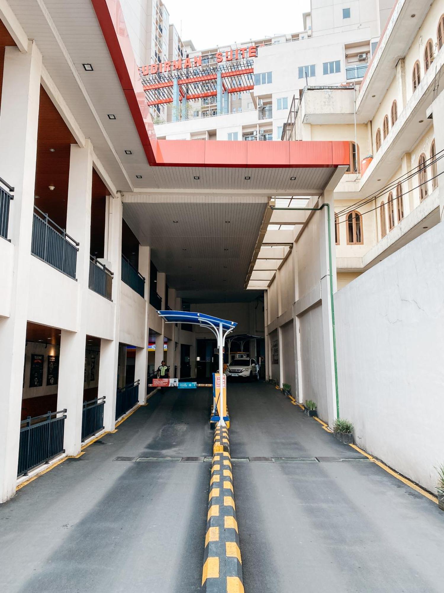 2Br+, Apartement Sudirman บันดุง ภายนอก รูปภาพ